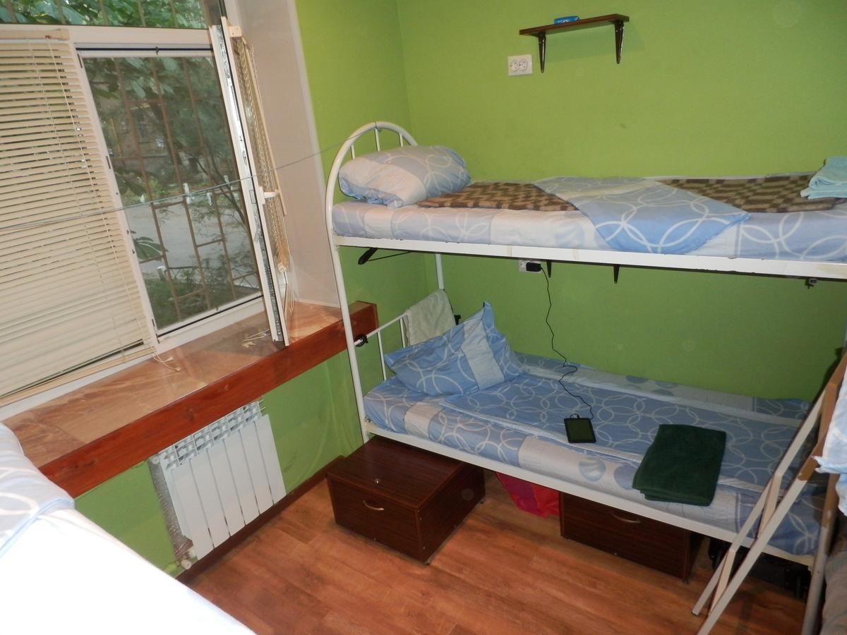 Yourhostel Svyatoshino Киев Экстерьер фото