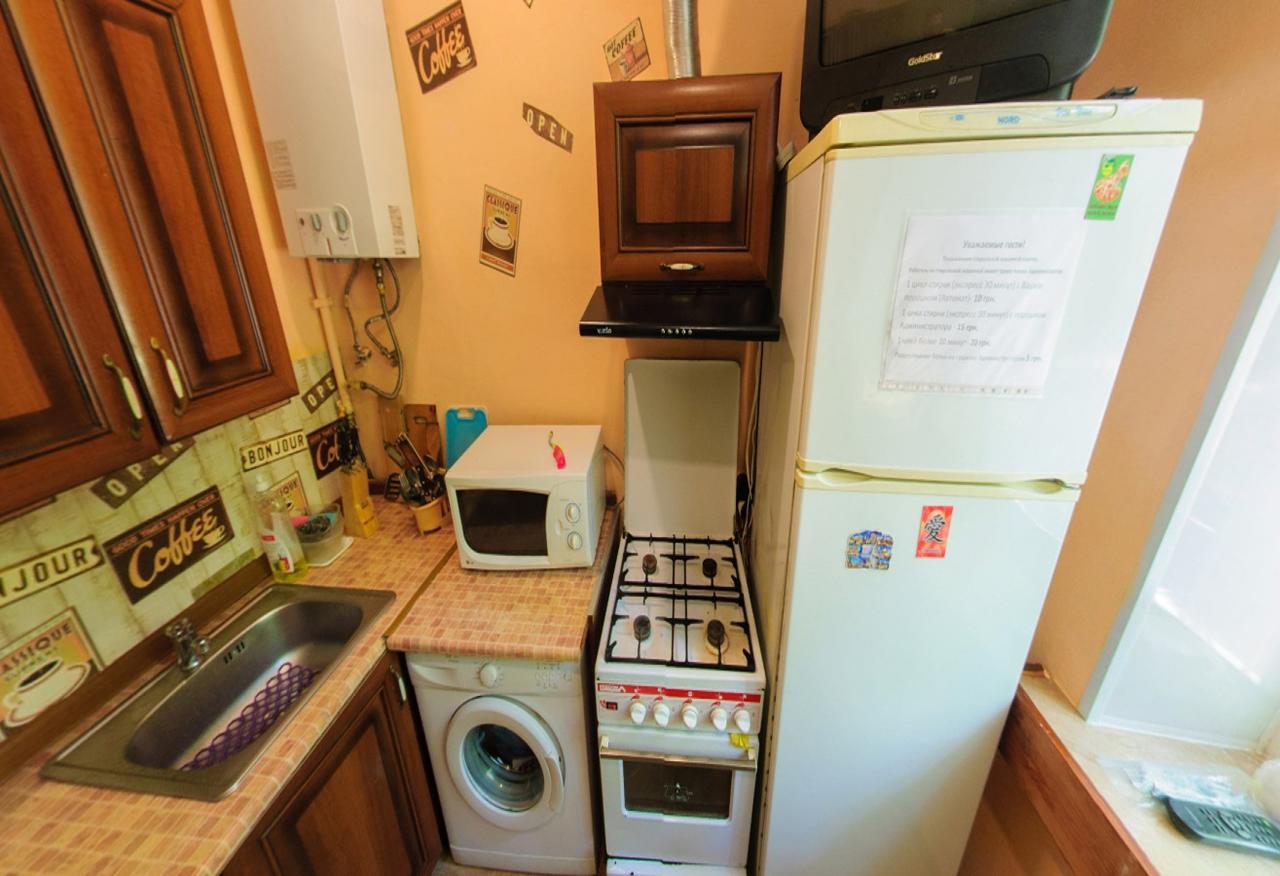 Yourhostel Svyatoshino Киев Экстерьер фото